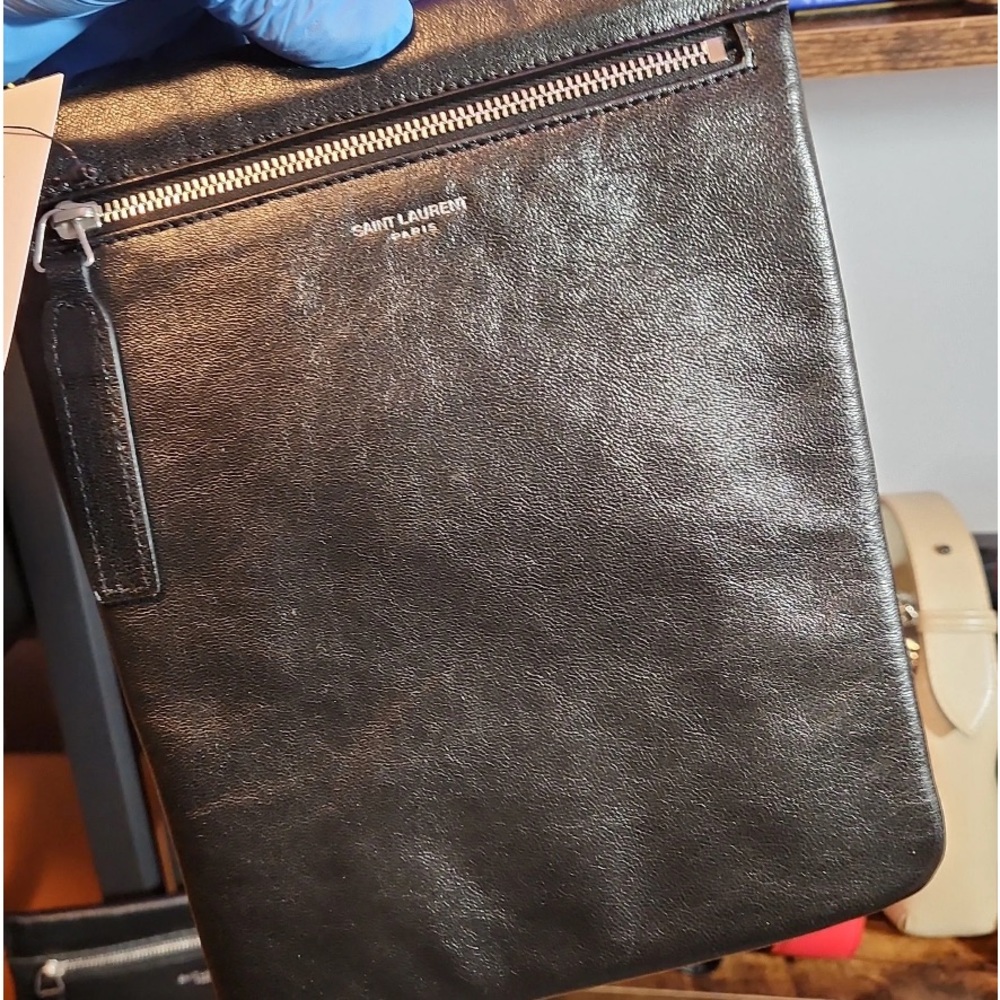 Saint Laurent Black Leather Women's Bag